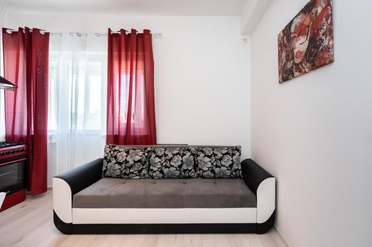Spacious And Cozy Apartment In Central Βουκουρέστι Εξωτερικό φωτογραφία