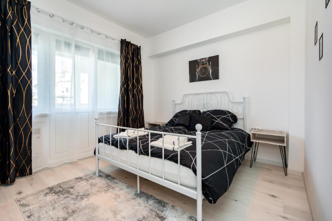 Spacious And Cozy Apartment In Central Βουκουρέστι Εξωτερικό φωτογραφία