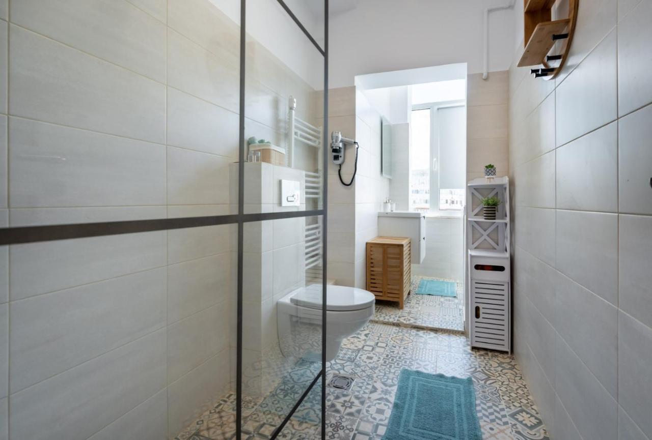 Spacious And Cozy Apartment In Central Βουκουρέστι Εξωτερικό φωτογραφία