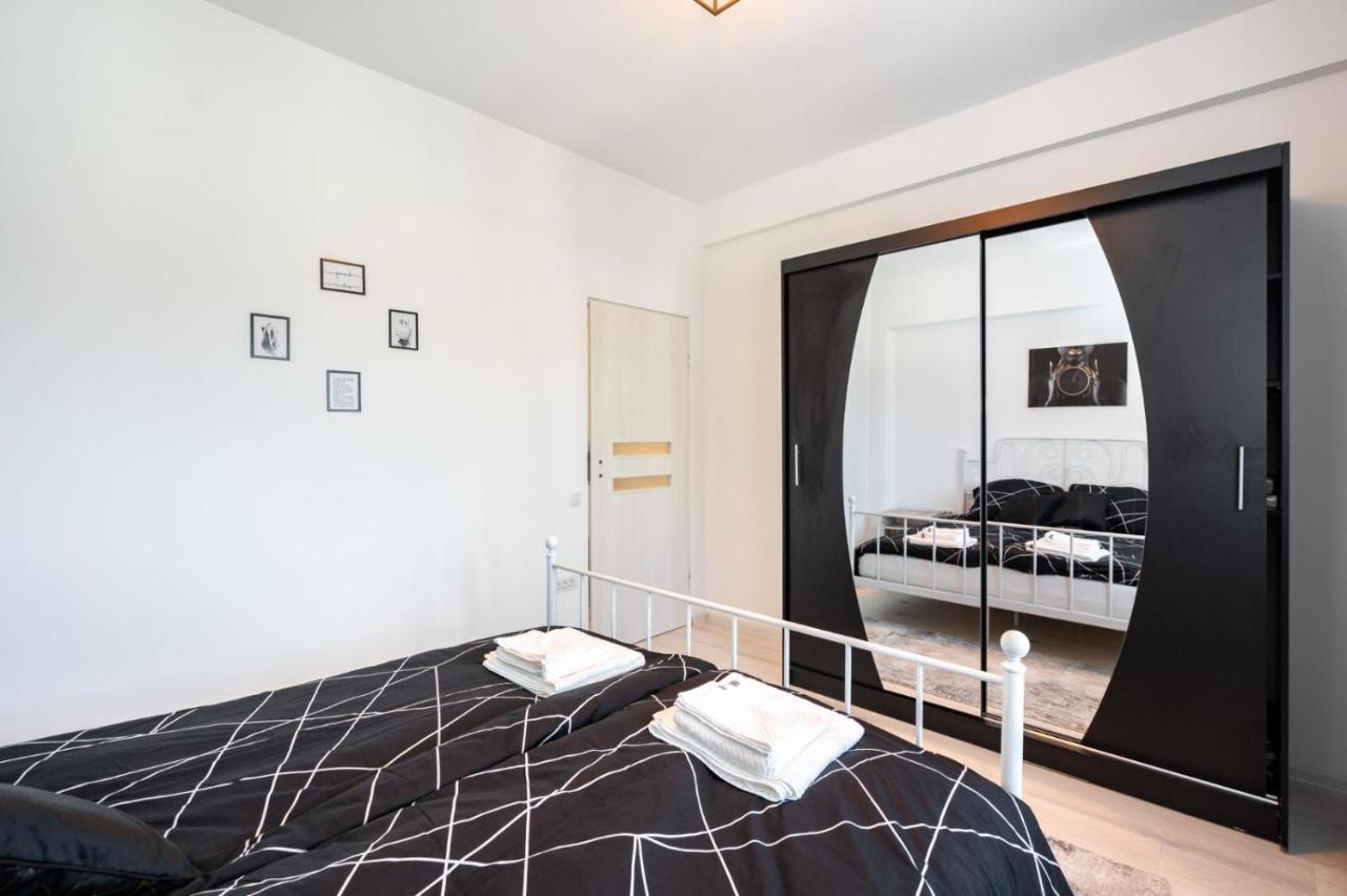Spacious And Cozy Apartment In Central Βουκουρέστι Εξωτερικό φωτογραφία